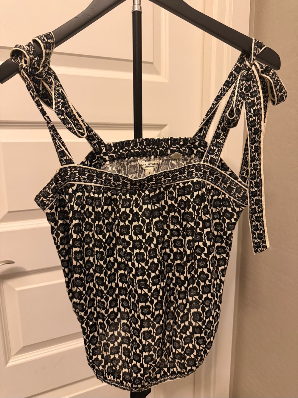 Max Studio Black & White Floral Tie-Shoulder Camisole